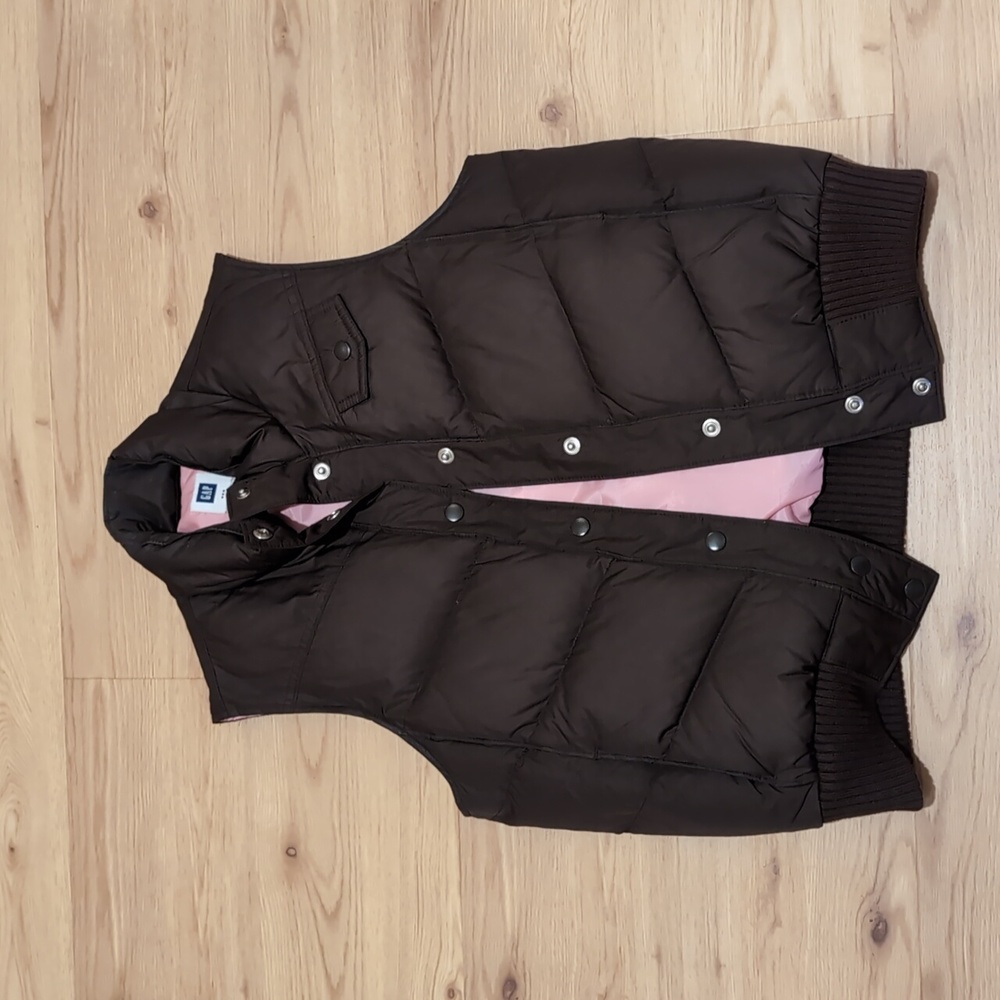 Gap Puffer Vest size Medium